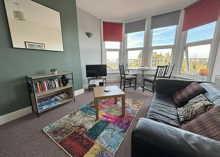 Seabreeze Apartment